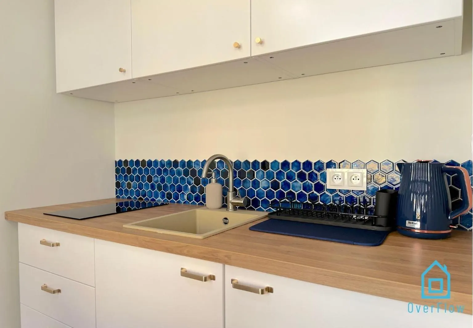 Seredino Blue Apartment- Modern Comfort In A Quiet Location, 5 Minutes To Gdansk Old Town & Seaside
